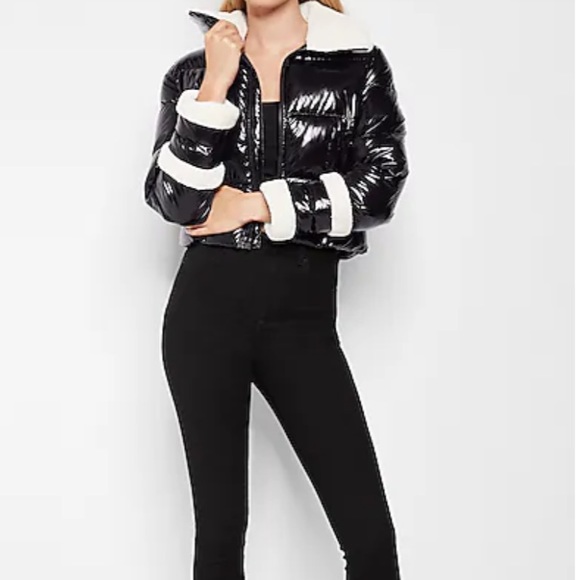 Express Small Black and White Shearling Trim Puffer Jacket - Picture 8 of 9
